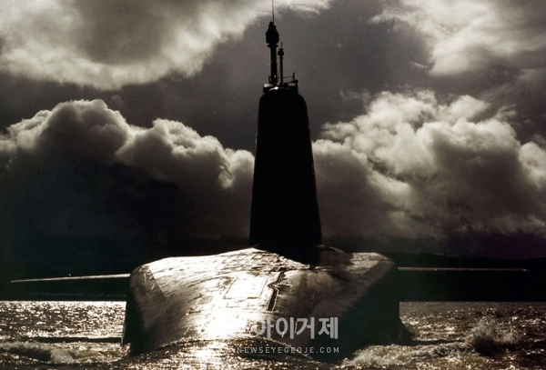 영국의 뱅가드급 핵잠수함. 1996년 2월 초 영국 뱅가드급 핵잠수함이 서해에 좌초하는 사건이 발생했다.
