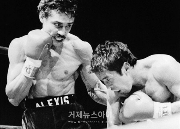 보비 차콘과의 대전.